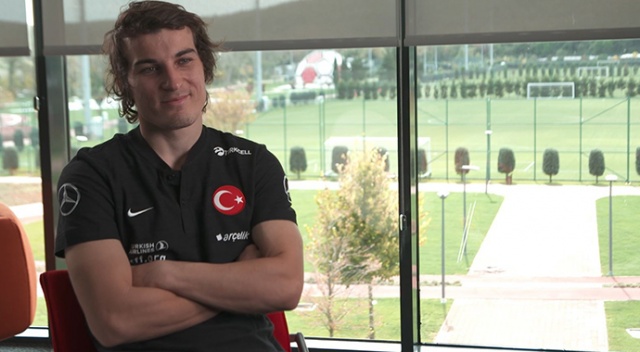 Çağlar Söyüncü: 'Ülkemizi en iyi şekilde temsil edeceğiz' Çağlar Söyüncü: 'Ülkemizi en iyi şekilde temsil edeceğiz'