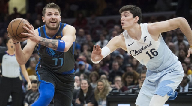 Cedi'li Cleveland farklı yenildi, Doncic yine rekor kırdı Cedi'li Cleveland farklı yenildi, Doncic yine rekor kırdı