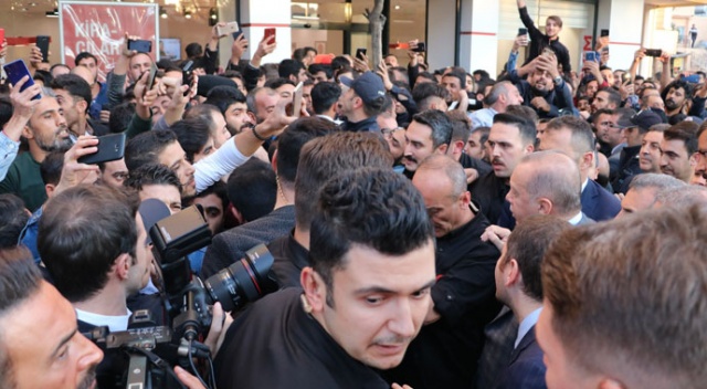 Cumhurbaşkanı Erdoğan'a Şanlıurfa'da coşku seli Cumhurbaşkanı Erdoğan'a Şanlıurfa'da coşku seli