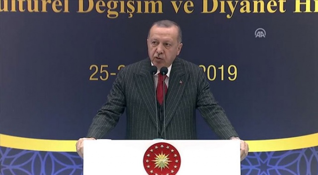 Cumhurbaşkanı Erdoğan: İslam bize göre değil, biz İslam'a göre hareket edeceğiz