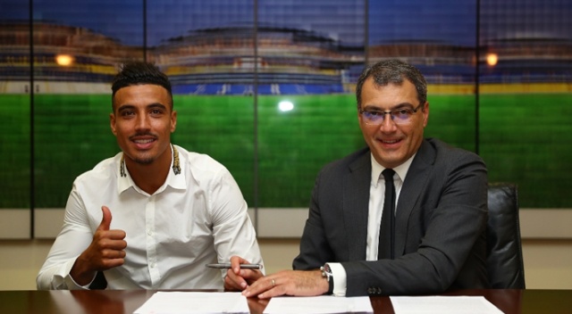 Fenerbahçe Nabil Dirar’ın sözleşmesini 2 yıl uzattı