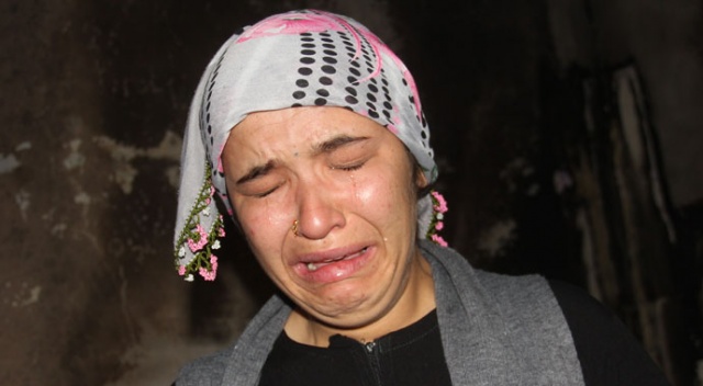Genç kadının çaresizce ağlaması komşularını da ağlattı! &#039;Nasıl yapacağız bilmiyorum...&#039;