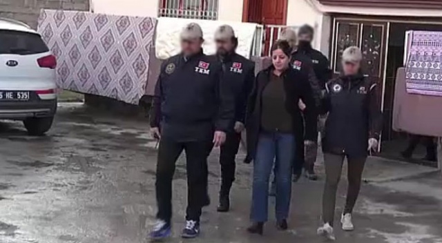 HDP'li Saray Belediye Başkanı Duman'a terörden gözaltı HDP'li Saray Belediye Başkanı Duman'a terörden gözaltı
