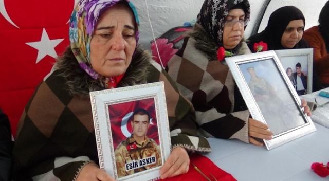 HDP önündeki ailelerin evlat nöbeti 87’nci günde