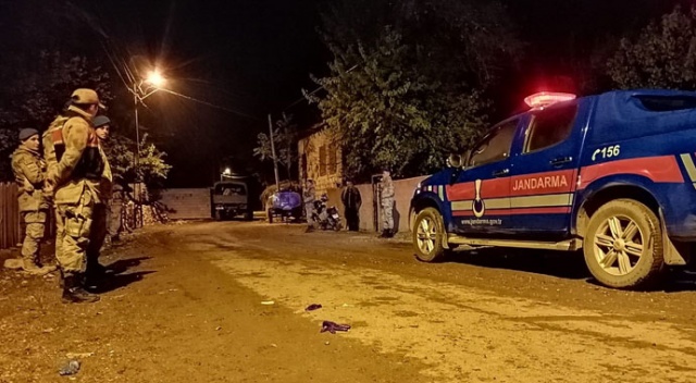 İki aile arasında silahlı, taşlı ve sopalı kavga: 12 yaralı