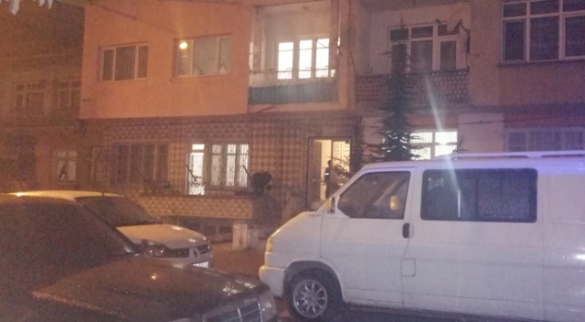 İple kendini asarak yaşamına son verdi İple kendini asarak yaşamına son verdi