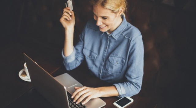 Kasım ayına özel e-ticaret kampanyalarıyla KOBİ'ler cirolarını yüzde 150 artırdı Kasım ayına özel e-ticaret kampanyalarıyla KOBİ'ler cirolarını yüzde 150 artırdı