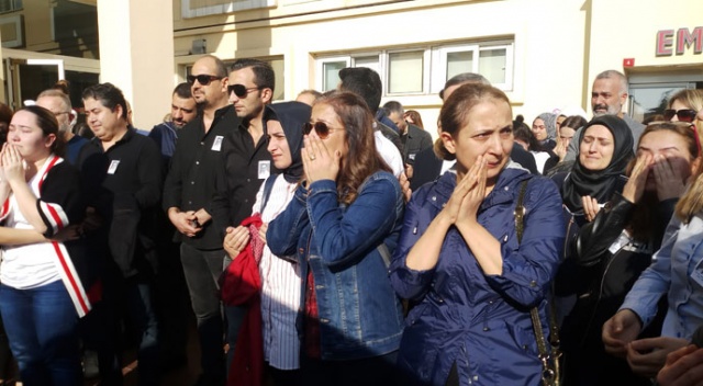 Kazada hayatını kaybeden doktor gözyaşlarıyla uğurlandı