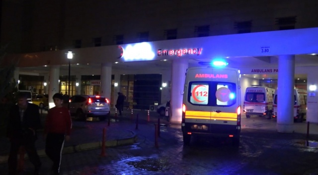 Kırıkkale&#039;de 15 kişi gıda zehirlenmesi şüphesiyle hastanelik oldu