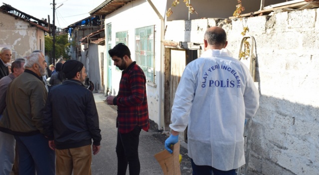 Malatya&#039;da 2 kişi evlerinde ölü bulundu