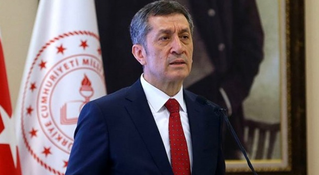 Milli Eğitim Bakanı Ziya Selçuk duyurdu: Lisede sınıfta kalma geri geliyor Milli Eğitim Bakanı Ziya Selçuk duyurdu: Lisede sınıfta kalma geri geliyor