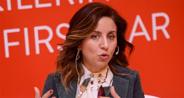 Mine Ayhan Türkiye-İtalya Ekonomik Forumu'nda konuştu Mine Ayhan Türkiye-İtalya Ekonomik Forumu'nda konuştu