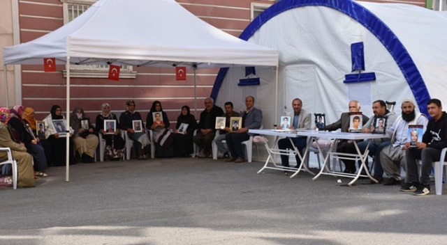 Teslim olan terörist Diyarbakır annelerine mektup yazarak destek oldu Teslim olan terörist Diyarbakır annelerine mektup yazarak destek oldu