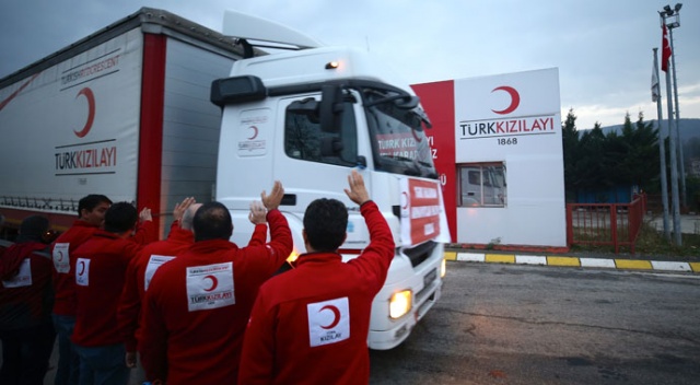 Türk Kızılay'dan Arnavutluk'taki depremzedelere yardım eli