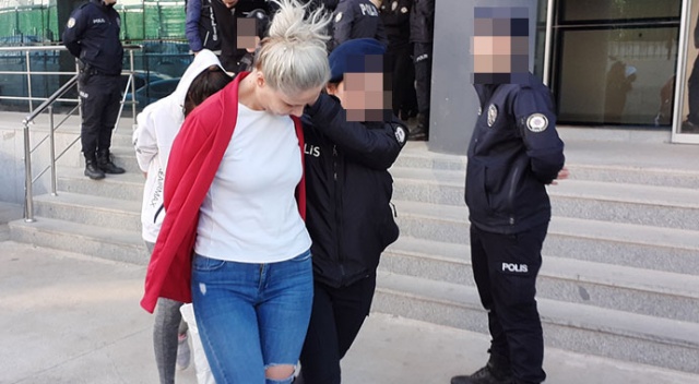 Uyuşturucu operasyonunda yakalanan genç kız: 'Pişman değilim, ben sadece içiciyim' Uyuşturucu operasyonunda yakalanan genç kız: 'Pişman değilim, ben sadece içiciyim'