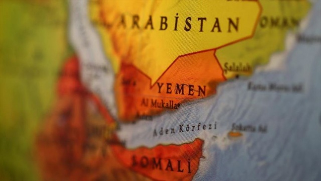 Yemen'in güneyindeki krizi sonlandıracak anlaşma imzalandı Yemen'in güneyindeki krizi sonlandıracak anlaşma imzalandı