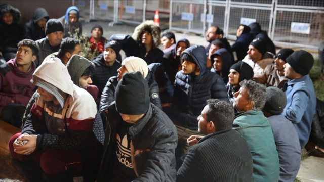 Yunanistan'ın zorla gönderdiği 252 göçmen yakalandı Yunanistan'ın zorla gönderdiği 252 göçmen yakalandı