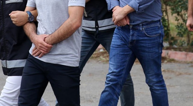 Ankara merkezli 5 ilde operasyon: 14 kişi tutuklandı Ankara merkezli 5 ilde operasyon: 14 kişi tutuklandı
