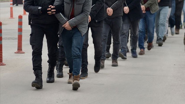 Ankara merkezli FETÖ soruşturmasında 26 şüpheli hakkında gözaltı kararı Ankara merkezli FETÖ soruşturmasında 26 şüpheli hakkında gözaltı kararı