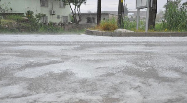 Antalya beyaza büründü, herkes kar yağdı sandı