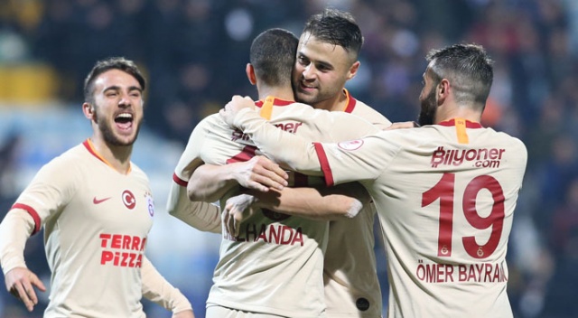 Aslan söktü aldı