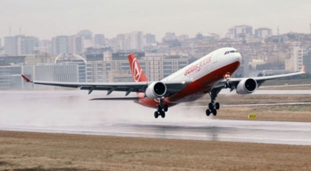 Atlasglobal Havayolları, 26 gün sonra yeniden uçuşlara başladı Atlasglobal Havayolları, 26 gün sonra yeniden uçuşlara başladı