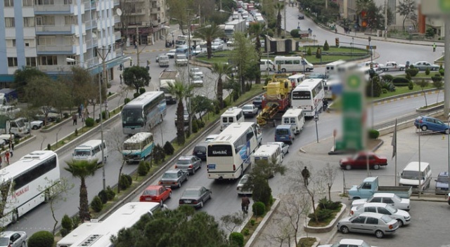 Aydın'da otomobil çılgınlığı! Her iki kişiye bir araç düşüyor Aydın'da otomobil çılgınlığı! Her iki kişiye bir araç düşüyor