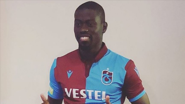 Badou Ndiaye'den Trabzonspor formalı paylaşım Badou Ndiaye'den Trabzonspor formalı paylaşım