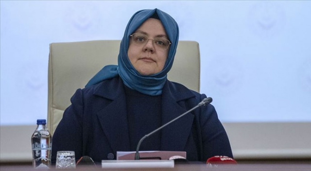 Bakan Selçuk&#039;tan asgari ücret açıklaması