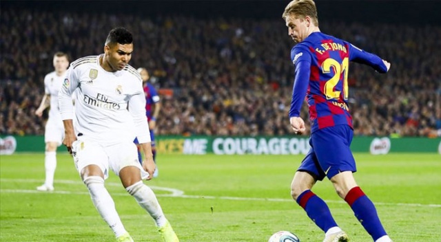 Barcelona'ya para cezası ve saha kapatma uyarısı Barcelona'ya para cezası ve saha kapatma uyarısı