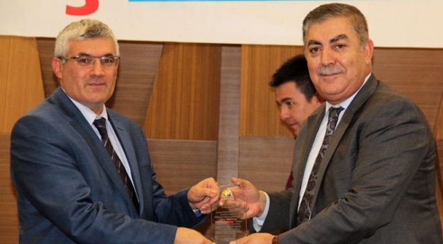 Batuhan Yaşar'a 'Yılın Habercisi' ödülü Batuhan Yaşar'a 'Yılın Habercisi' ödülü