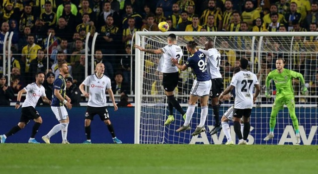 Beşiktaş deplasmandaki derbilerde kayıp!