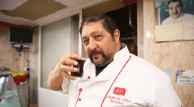 Bir yudum çay öldürüyordu!