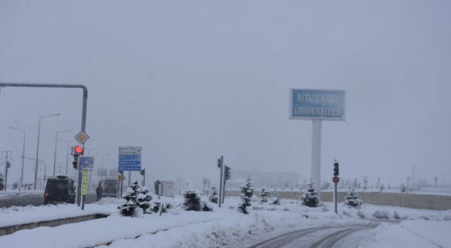 Bitlis’te 35 köy yolu ulaşıma kapandı
