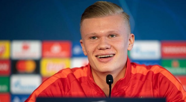 Borussia Dortmund Haaland'ı transfer etti Borussia Dortmund Haaland'ı transfer etti