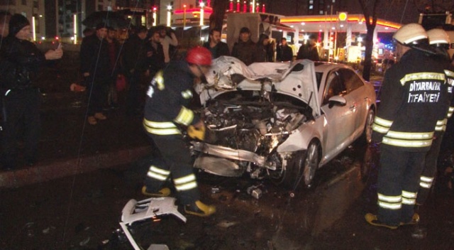 Diyarbakır’da trafik kazası: 2’si ağır 5 çocuk yaralı