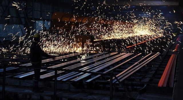 Ekim'de sanayi üretimi yüzde 3,8 arttı Ekim'de sanayi üretimi yüzde 3,8 arttı