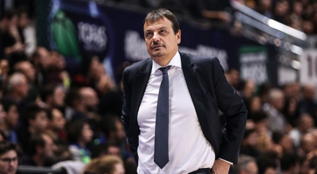 Ergin Ataman: Hücumda sabırlı ve doğru seçimlerle oynamalıyız