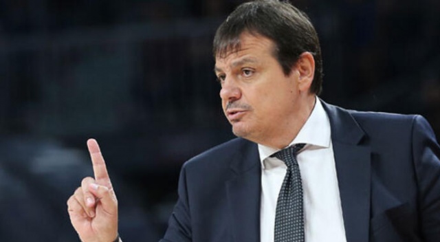 Ergin Ataman: "Mağlubiyetten dolayı bütün sorumluluğu üzerime alıyorum" Ergin Ataman: "Mağlubiyetten dolayı bütün sorumluluğu üzerime alıyorum"
