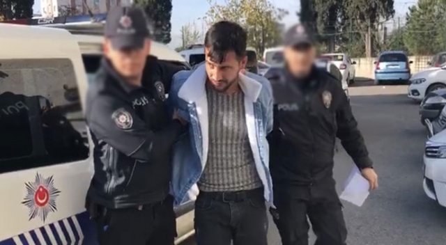 Eşi tarafından defalarca bıçaklanan kadın ağır yaralandı Eşi tarafından defalarca bıçaklanan kadın ağır yaralandı