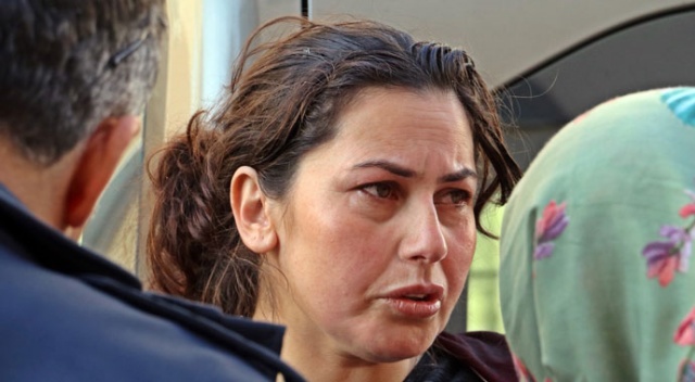 Evinin yandığını gören anne sinir krizi geçirdi