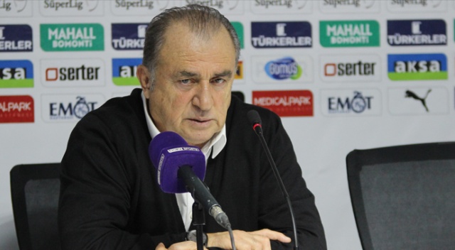 Fatih Terim: "Ben dahil hepimiz bu gidişatın bedelini ödeyeceğiz” Fatih Terim: "Ben dahil hepimiz bu gidişatın bedelini ödeyeceğiz”