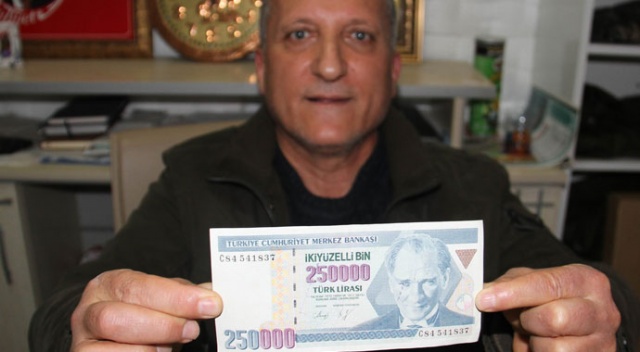 Hatayı fark etti! Eski 250 bin lirayı bugünkü 250 bin liraya satıyor Hatayı fark etti! Eski 250 bin lirayı bugünkü 250 bin liraya satıyor