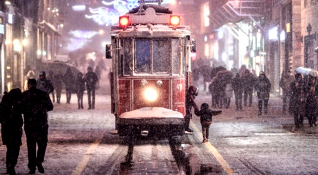 Hava sıcaklıkları 12 derece birden düşüyor, kar geliyor Hava sıcaklıkları 12 derece birden düşüyor, kar geliyor