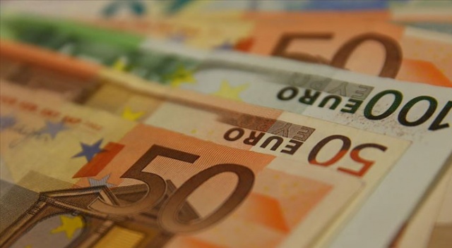Hazineden 1 milyar 250 milyon avroluk DİBS ihracı