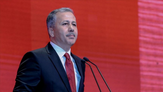 İstanbul Vali Yerlikaya'dan 'Türkiye'nin Otomobili' paylaşımı İstanbul Vali Yerlikaya'dan 'Türkiye'nin Otomobili' paylaşımı