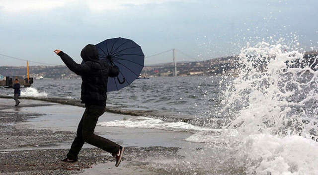 İstanbul Valiliğinden fırtına uyarısı İstanbul Valiliğinden fırtına uyarısı