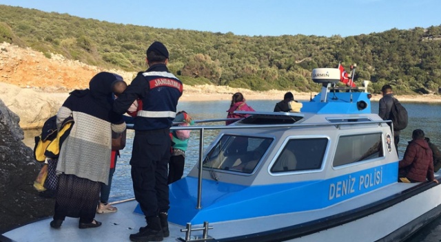 İzmir'de 28'i çocuk 60 düzensiz göçmen yakalandı İzmir'de 28'i çocuk 60 düzensiz göçmen yakalandı