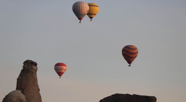 Kapadokya'da balon turları 3 gündür yapılamıyor Kapadokya'da balon turları 3 gündür yapılamıyor