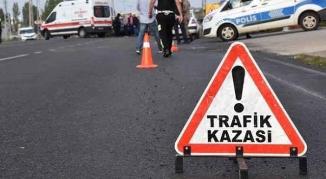 Kırıkkale&#039;de 3 araçlı trafik kazası: 1 ölü